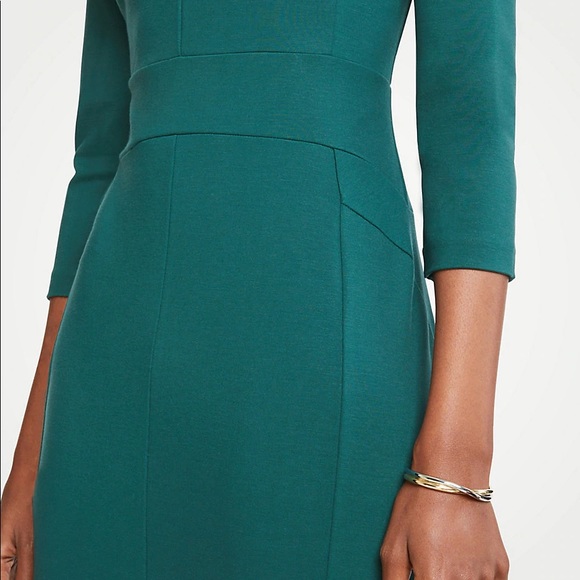 Ann Taylor Petite Seamed V-Neck Ponte Sheath Dress - Picture 4 of 6